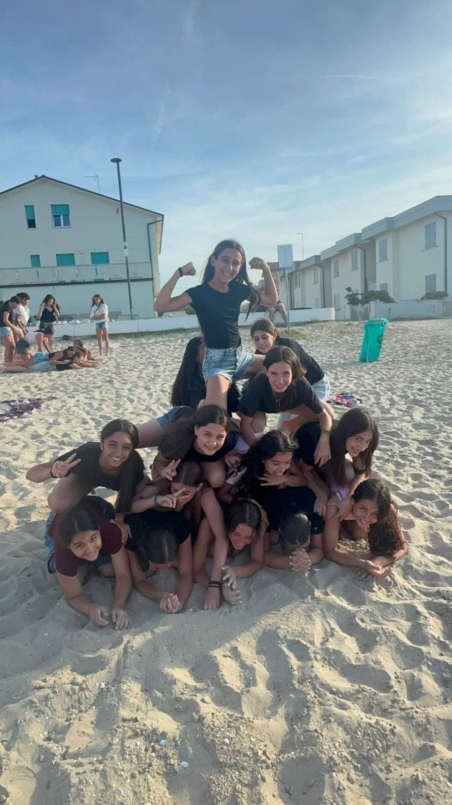 Atlete GiocaVolley che giocano sulla spiaggia